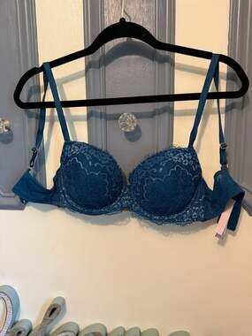 Victoria's Secret Dream Angels Lined Demi Bra in Blue with Shimmer Lace